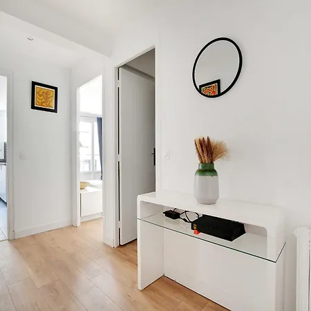 Bright Flat - 1br 4p - Javel Apartment