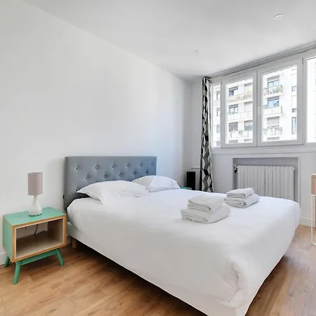 Bright Flat - 1br 4p - Javel Apartment *